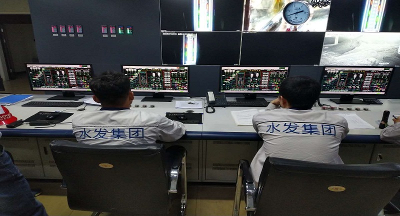 1596183972612485.jpg 項(xiàng)目動(dòng)態(tài)-二期工程主蒸汽管道吹掃順利完成 (1).jpg
